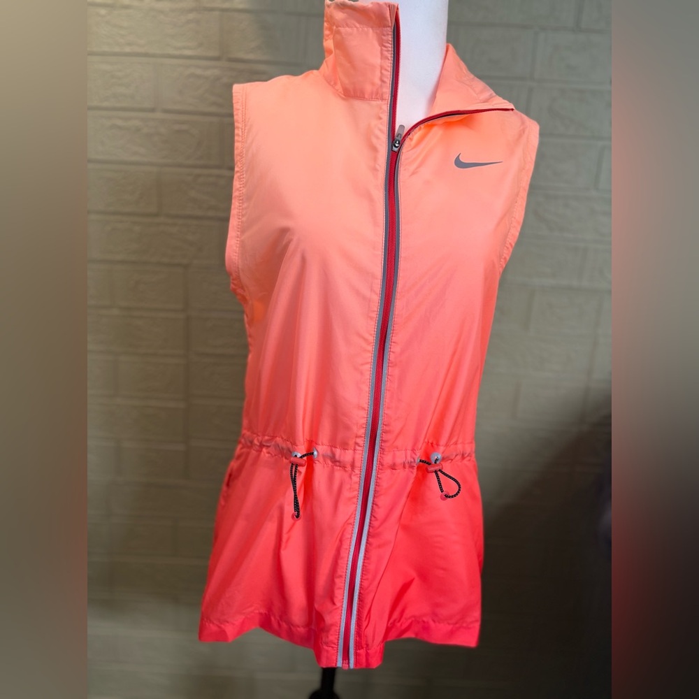 NIKE Coral Gradient/Ombre Running Dri-Fit Vest Jacket